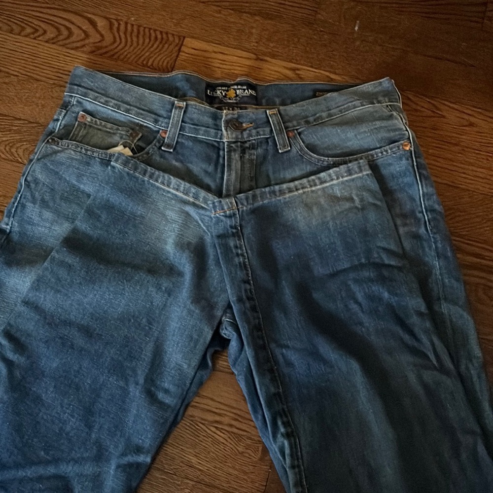 Lucky Brand size 32x30 original straight